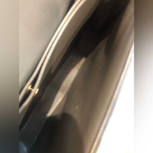 CELINE Grained Calfskin Medium size. Preloved. Great condition!!! - Picture 7 of 7